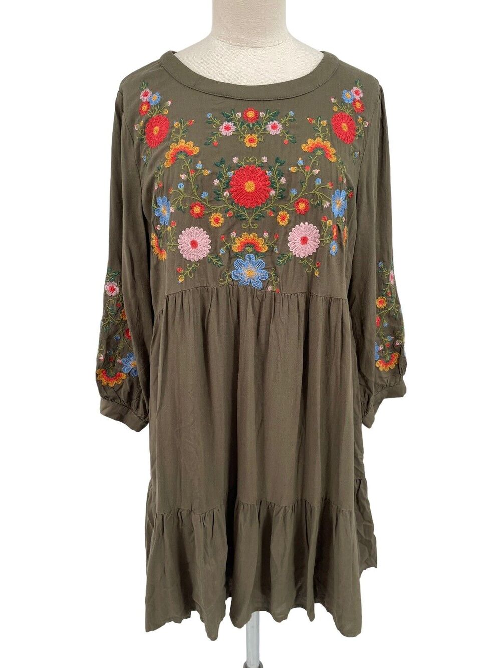 Savanna Jane Dress Floral Embroidered Babydoll Olive Green Size Medium